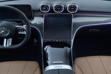 Mercedes CLE Coupe 2.0 300 258KM 2025 MERCEDES-BENZ CLE 300 4-Matic AMG Line 2.0 (258KM) 2025, zdjęcie 7