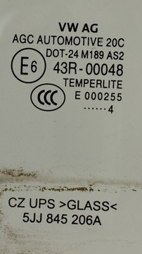 SKLO (OKNO) BOČNÍ DVEŘE PRAVÝ ZADNÍ SKODA RAPID SPACEBACK 5JJ845206A 2014R