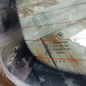 BMW E90 СЕДАН ЗАДНЕЕ ОКНО 43R-001583 AS2M3232DOT682 E000201