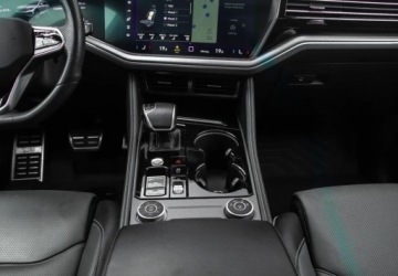 Volkswagen Touareg III SUV 3.0 V6 SCR TDI 286KM 2023 Volkswagen Touareg 3.0 Diesel 285KM, zdjęcie 16