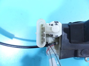 ZÁMEK PŘEDNÍ LEVÝ 8PIN 6+2PIN LANCIA THESIS EVROPA