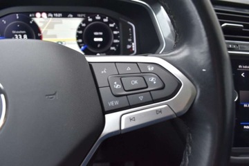 Volkswagen Tiguan II SUV Facelifting 2.0 TDI 200KM 2021 Volkswagen Tiguan TDI 200KM Allspace DSG 4x4 Elegance LEDMatrix Hak Panora, zdjęcie 13