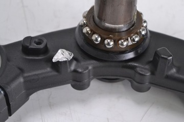 YAMAHA YZF R7 нижняя полка 22-