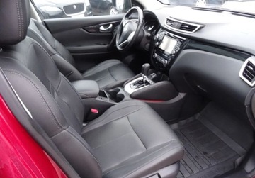 Nissan Qashqai II Crossover 1.6 dCi 130KM 2016 Nissan Qashqai 1.6 D 131KM Automat Bezwypadkowy Oplacony Serwisowany, zdjęcie 12
