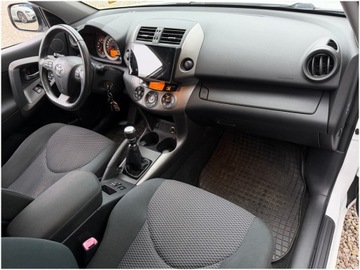Toyota RAV4 III MPV Facelifting 2.2 D-4D 150KM 2011 Toyota RAV 4, zdjęcie 16