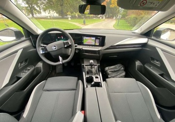 Opel 2024 Opel Astra 1.2 Turbo Edition Exclusive LED Zadbana POLECAM 1.2 Benzyna, zdjęcie 5