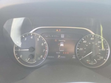 Nissan Titan 2021 Nissan Titan 2021, 5.6L, 4x4, SV, po gradobiciu 5.6 Benzyna 400KM, zdjęcie 9