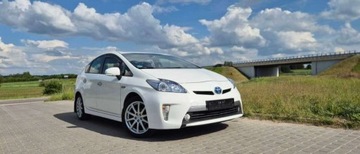 Toyota Prius III 2014 Toyota Prius 1.8 benzyna -Plug in-navi-klimatr...