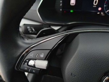 Skoda Octavia IV Liftback 2.0 TDI 150KM 2022 Skoda Octavia serwis ASO 2.0TDI 150KM bezwypadkowy pakiety virtual asysten, zdjęcie 19