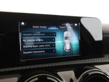 Mercedes Klasa A W177/V177 Hatchback Plug-In 1.3 250e 218KM 2021 Mercedes A 250 FV23 pHEV led automat virtual navi, zdjęcie 25