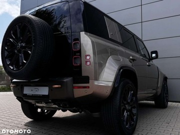 Land Rover Defender IV (L663) 2025 Land Rover Defender Land Rover Defender 4.4 P635 V8 mHEV Octa 4.4 Hybryda, zdjęcie 8