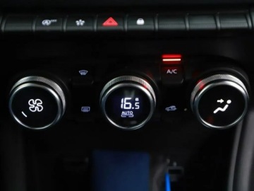 Renault Captur II Crossover 1.3 TCe 140KM 2022 Renault Captur 1.3 TCE 140 KM Automat LEDy FV23%, zdjęcie 6