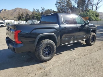 Toyota Tundra II 2022 Toyota Tundra Crewmax SR 2022 3.4l 3.4 Benzyna 348KM, zdjęcie 3