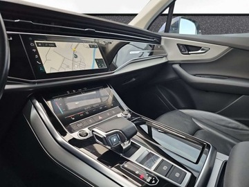 Audi Q7 II SUV Facelifting  3.0 45 TDI 231KM 2021 Audi Q7 Matrixy, aktywny tempomat, skretna tylna os, pneumatyka 3.0 231KM, zdjęcie 14