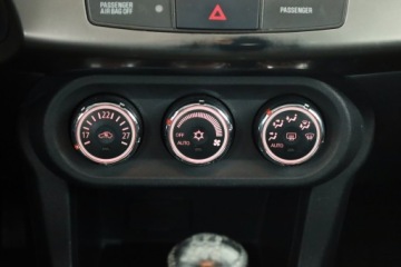 Mitsubishi Lancer IX 2014 Mitsubishi Lancer 1.8 MIVEC, Salon Polska, zdjęcie 9