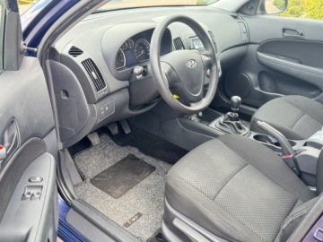 Hyundai i30 I Hatchback 1.4 109KM 2008 Hyundai i30 1.4 109KM Klima Tablet Kamera cofania GPS Sprawdz 1.4, zdjęcie 13