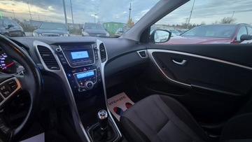 Hyundai i30 II Wagon Facelifting 1.6 CRDi 136KM 2015 Hyundai i30 ledy super stan, zdjęcie 13