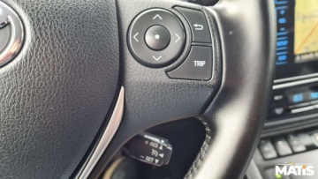 Toyota Auris II Touring Sports Facelifting 1.8 Hybrid 136KM 2016 Toyota Auris 1.8hybryda Navi climatronic bezwypadek serwis TOYOTY 1.8 135KM, zdjęcie 31