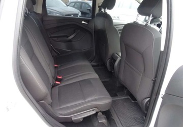 Ford Kuga III SUV 2,0 EcoBlue 120KM 2019 Ford Kuga 2.0TDCI 120KM Navi Alu Bezwypadkowy Zadbany Oplacony 2.0 Diesel, zdjęcie 16