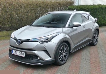 Toyota C-HR I 2017 Toyota C-HR Hybrid Style Selection 1.8 98KM Executive Pakiet Technologiczny