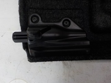 VOLVO C30 POLIČKA KUFRU 30721687