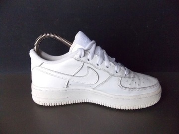 NIKE AIR FORCE I SKÓRA 35,5 - 22,5 CM