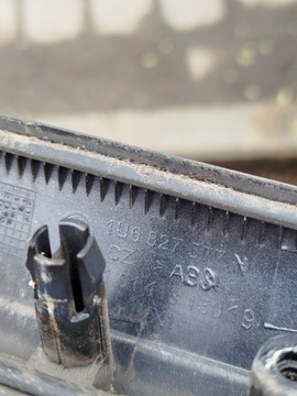 НАКЛАДКА КРАНА SKODA OCTAVIA I 1U6827577N