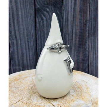OZDOBA ŚWIATECZNA PORCELANOWA FIGURKA MIKOŁAJ GNOM SKRZAT16CM