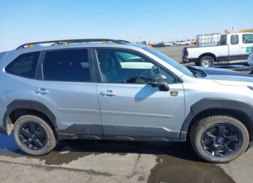 Subaru 2022 Subaru Forester 2022, 2.5L, 4x4, WILDERNESS, od ubezpieczalni, zdjęcie 3