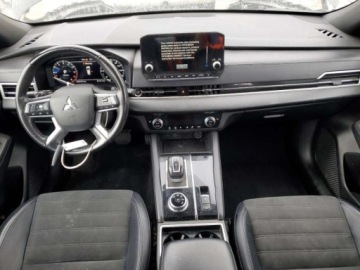 Mitsubishi Outlander III 2023 Mitsubishi Outlander 2023 MITSUBISHI OUTLANDER SE 2.5 Benzyna 181KM, zdjęcie 10