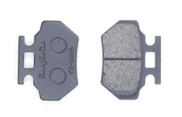 KLOCKI HAMULCA ATV 125 TYL / ATV 200 PRZOD kpl