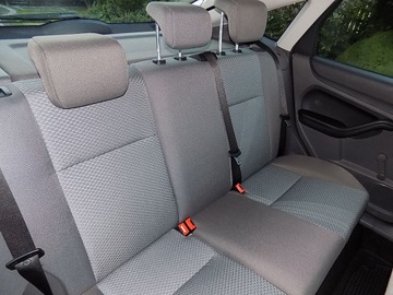 Ford Focus II Hatchback 5d 1.6 Duratec 100KM 2006 FORD FOCUS 1,6 16V LIFT 147 TYŚ. KM, zdjęcie 13