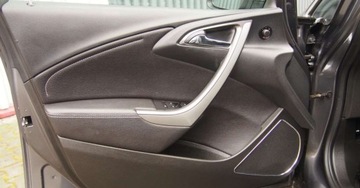 Opel Astra J Sports Tourer 1.6 Turbo ECOTEC 180KM 2011 Opel Astra 1,6TurboBenzyna NAVI Ksenon Alu 17 Niski Udokumentowany Przebieg, zdjęcie 24