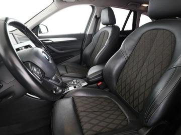 BMW X1 F48 Crossover xDrive25d 231KM 2015 BMW X1 25d Automat xDrive xLine Panorama Nawigacja, zdjęcie 12