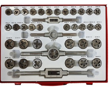 Метчики и плашки, комплект 110 шт. М2 - М18.