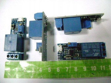 RELÉ Z SYSTÉMEM CZASOWYM 15S TIMER 12V 10A