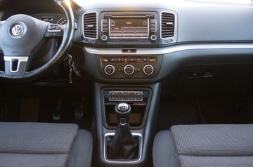 Volkswagen Sharan II Van 2.0 TDI-CR BMT 140KM 2014 Volkswagen Sharan 2.0 TDI CR 140 KM, 4x4, 7osob, Webasto, Biksenon, Hak, G, zdjęcie 12