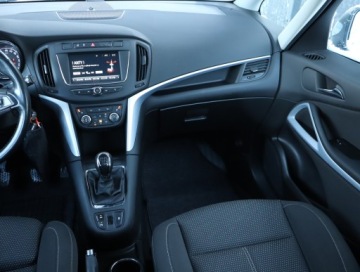 Opel Zafira C Tourer Facelifting 2.0 diesel 170KM 2017 Opel Zafira 2.0 CDTI, Serwis ASO, 167 KM, zdjęcie 7