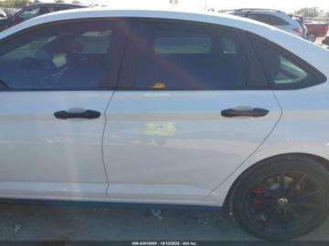 Volkswagen Jetta VI 2024 Volkswagen Jetta gli 40th anniversary edition, 2024r., 2.0L 2.0 Benzyna, zdjęcie 5