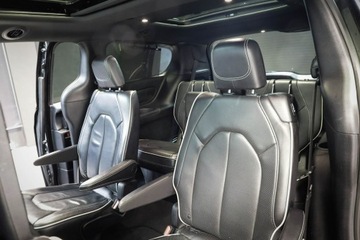 Chrysler Pacifica II 3.6 V6 291KM 2019 Chrysler Pacifica Limited S*7, zdjęcie 27