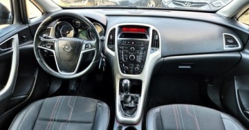 Opel Astra J Sports Tourer Facelifting 1.4 Turbo ECOTEC 120KM 2013 Opel Astra BENZYNA pol skora NISKI PRZEBIEG serwis ASO super okazja, zdjęcie 35
