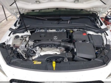 Mercedes GLA II 2023 Mercedes-Benz GLA 2023 MERCEDES-BENZ GLA 250 4MATIC 2.0 Benzyna 221KM, zdjęcie 9