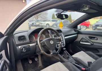 Volkswagen Scirocco III 2009 Volkswagen Scirocco 2009r. 2.0 Benzyna 200KM, zdjęcie 12