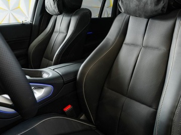 Mercedes GLS X167 SUV Facelifting 3.0 450d 367KM 2025 MERCEDES-BENZ GLS 450 d 4-MATIC AMG Line 3.0 (367KM) 2025, zdjęcie 4