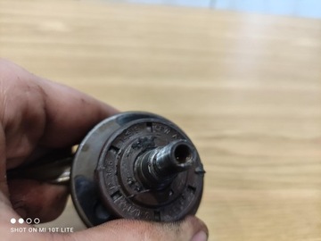 ШАТУН КОЛЕНВАЛА HUSQVARNA 225 H 60