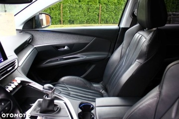 Peugeot 3008 II Crossover 1.5 BlueHDI 130KM 2018 Peugeot 3008 Peugeot 3008 1.5 BlueHDi Allure SampS 1.5 Diesel 130KM, zdjęcie 27