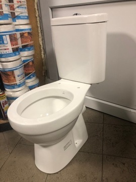 Керамический компакт с вертикальным сливом Jaquar и сиденьем Wol, отличный дренаж.