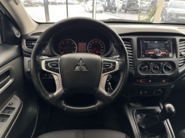 Mitsubishi L200 V Club Cab 2.4 154KM 2019 Mitsubishi L200 DC Invite EU6 Pickup Wyciagarka Hak Salon Polska FV23, zdjęcie 13
