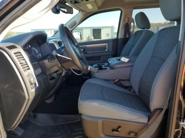  RAM 1500 2019r., Classic SLT, od ubezpieczalni 5.7 Benzyna 395KM, zdjęcie 6