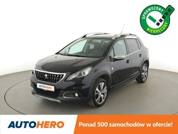 Peugeot 2008 I SUV Facelifting 1.2 PureTech 110KM 2017 Peugeot 2008 1.2 Benzyna Crossway Panorama Navi